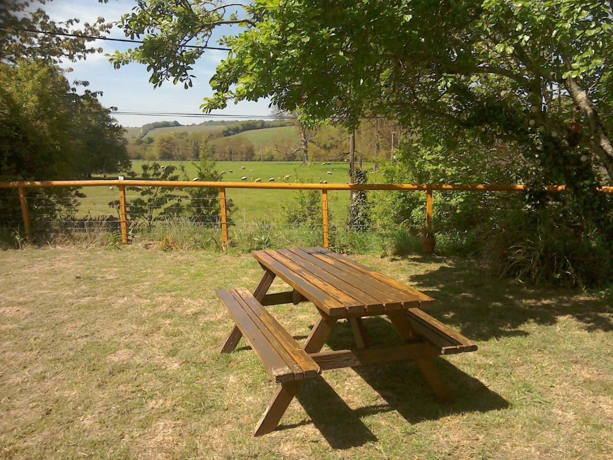The Crown Inn Alvediston Exteriér fotografie