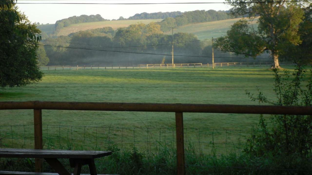 The Crown Inn Alvediston Exteriér fotografie